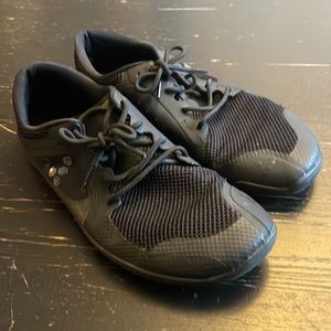 Like-NEWVivoBarefoot Primus Lite men’s size US 9 EU42 M
